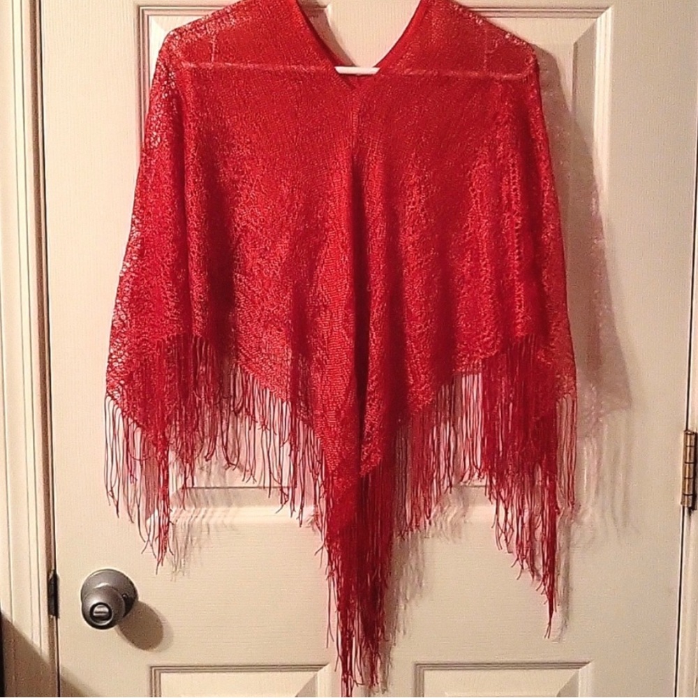 Shawl light weight slips over head beautiful condition